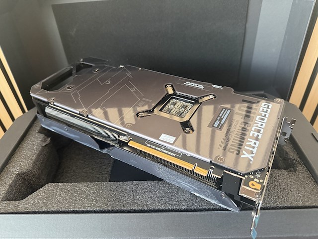 Graphics card, asus, geforce rtx 4090 2 - afbeelding 6 van  8