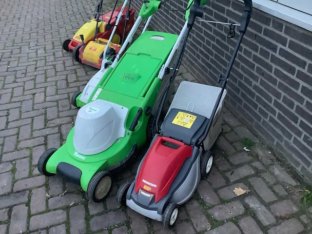 Grasmaaier (5x) - afbeelding 2 van  4