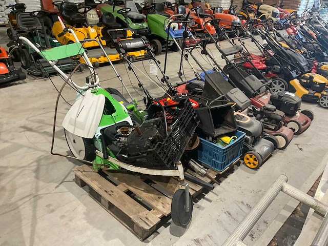 Grasmaaier (8x) - afbeelding 2 van  5