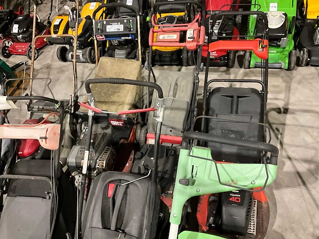 Grasmaaier (8x) - afbeelding 3 van  4