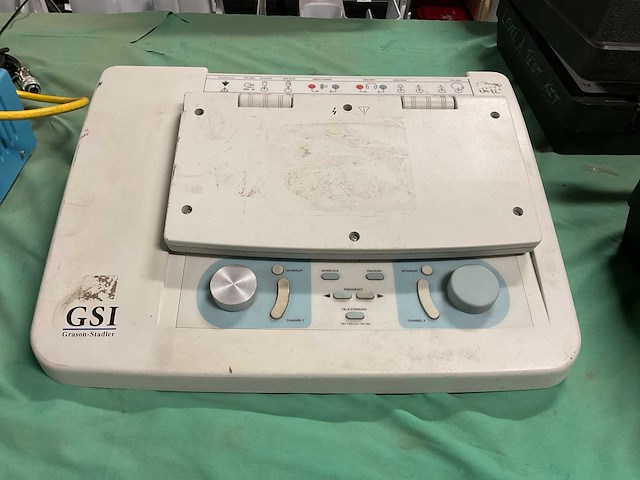 Grason-stadler gsi 61 clinical audiometer - afbeelding 4 van  4