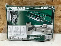 Grass tiomos kastscharnier half opliggend (8x) - afbeelding 2 van  2