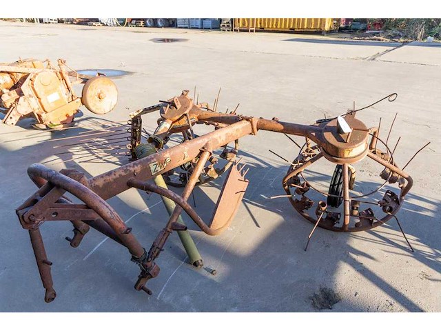 Grasschudder - afbeelding 2 van  2