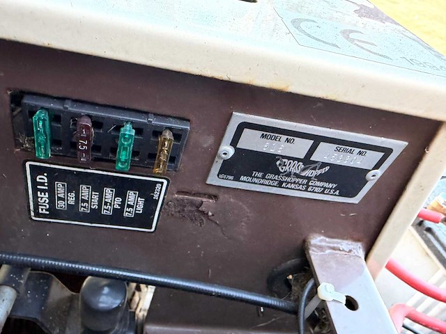 Grasshopper - zero turn 616 - grasmaaier - afbeelding 2 van  2