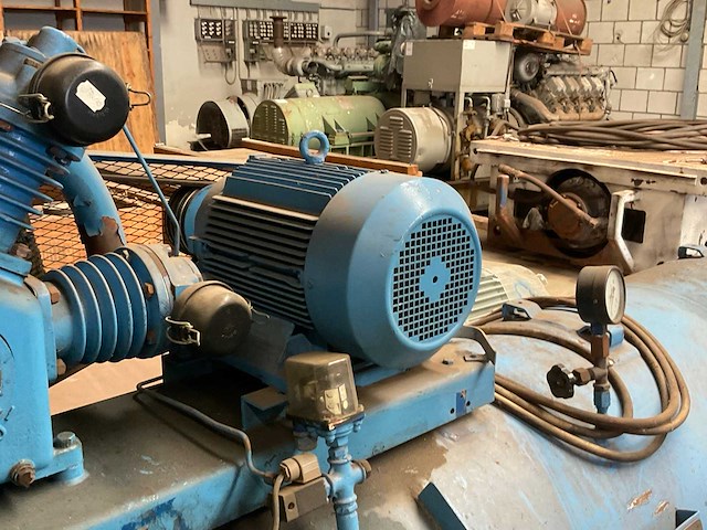 Grasso lb40 zuigercompressor - afbeelding 5 van  7