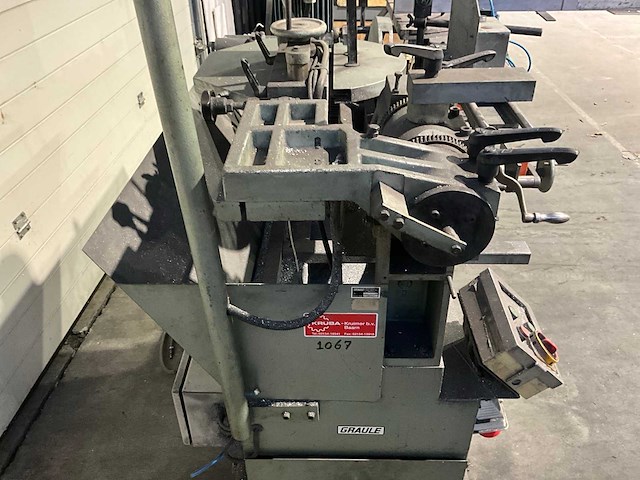 Graule uas raveelzaagmachine v.v. aanvoertafel - afbeelding 6 van  10