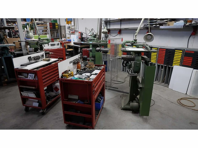 Graveermachines en freesslijpmachine (3x) - afbeelding 2 van  7