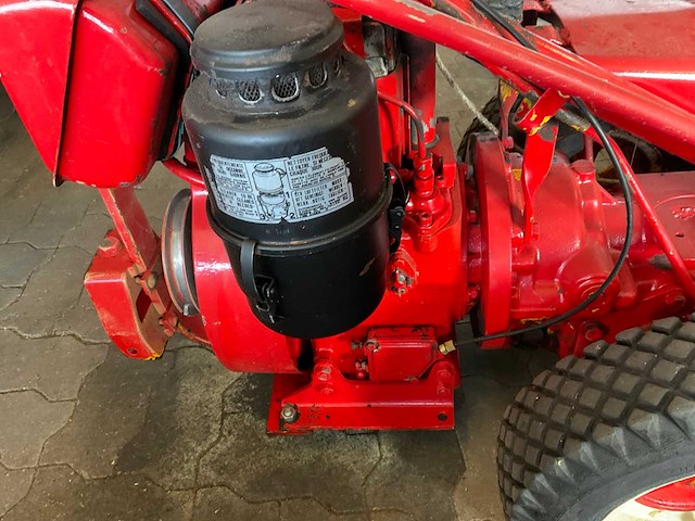 Gravely commercial 12 rolbezem - afbeelding 7 van  9