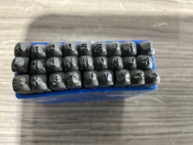 Gravurem - 2mm - slagletters - afbeelding 2 van  3
