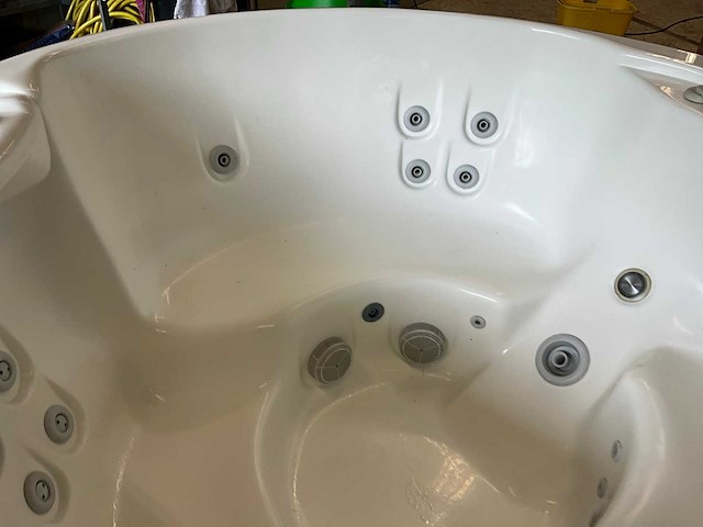 Great lakes jacuzzi - afbeelding 7 van  11