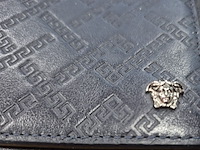 Greca-stijl leren herenportemonnee (bifold), versace, met medusa-logo - afbeelding 2 van  5