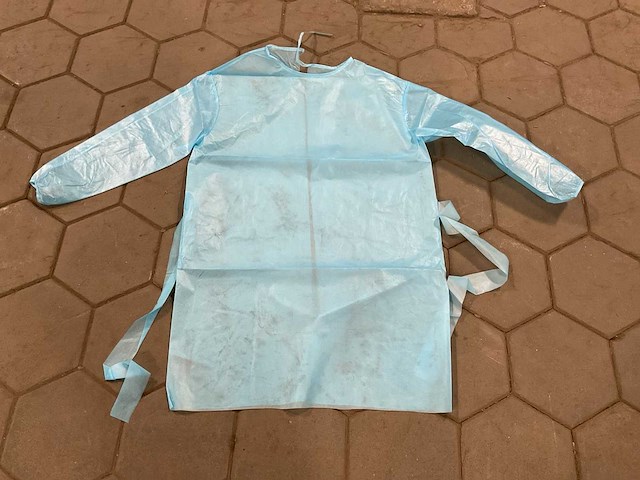 Gredale xl disposable isolation gowns (1440x) - afbeelding 1 van  4