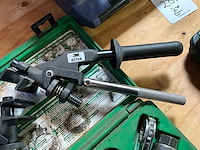 Greenlee slugbuster gatenpons en krimptang - afbeelding 7 van  8