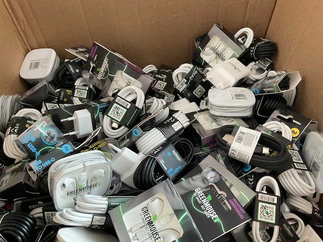 Greenmouse - telefoon- oplader & kabel (335x) - afbeelding 1 van  2