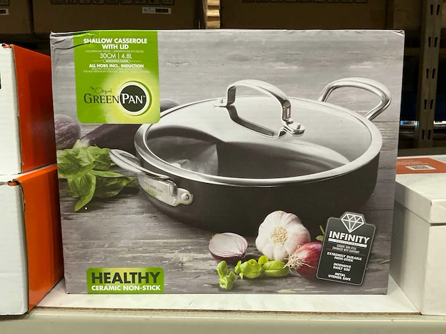Greenpan shallow casserole with lid 30cm - afbeelding 1 van  1