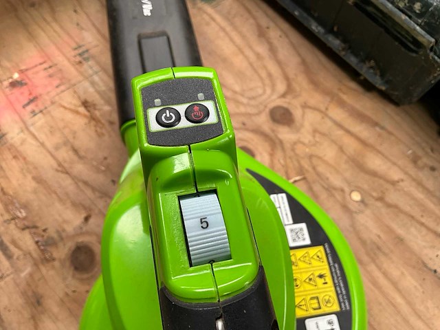Greenworks 24227 bladblazer 40 volt - afbeelding 3 van  3