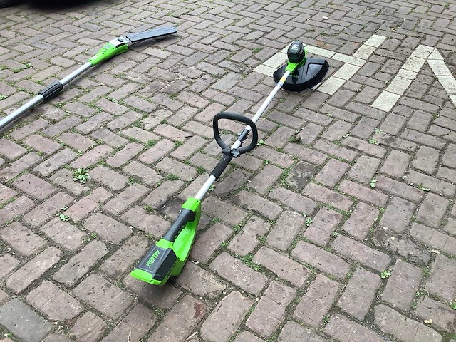 Greenworks accu bosmaaier - afbeelding 1 van  3