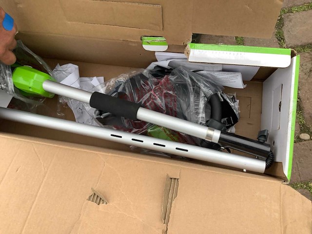 Greenworks bosmaaier - afbeelding 4 van  4