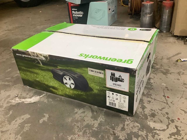Greenworks optimow 7 robotmaaier - afbeelding 1 van  4