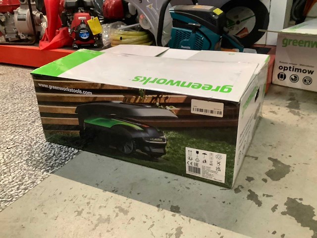 Greenworks rlmhog afdak robotmaaier - afbeelding 2 van  3