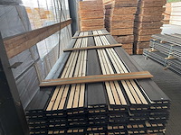 Grenen acoustic desgin profiel zwart gecoat 4500x142x22mm (80x) - afbeelding 1 van  3