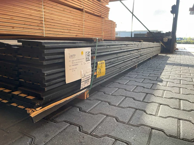Grenen acoustic design profiel 4500x142x22mm (80x) - afbeelding 3 van  4