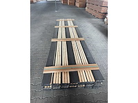 Grenen acoustic design zwart gecoat 4500x142x22mm (80x) - afbeelding 1 van  3