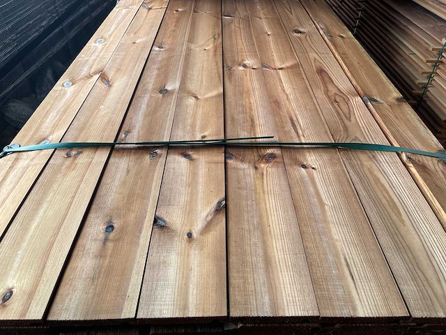 Grenen channelsidding bruin geïmpregneerd 4200x140x18mm (98x) - afbeelding 1 van  3