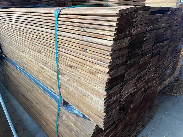 Grenen channelsiding bruin gemodificeerd 5100x140x18mm (77x) - afbeelding 2 van  3