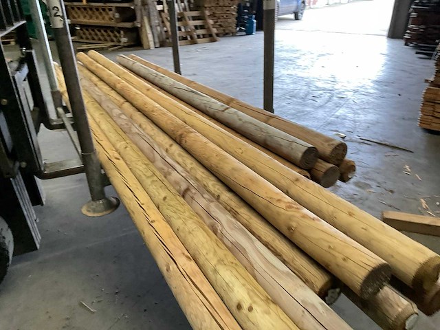 Grenen geimpregneerde ronde paal 300-500x10x10 cm (13x) - afbeelding 3 van  11