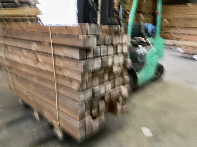 Grenen geïmpregneerde tuinpaal 180x8,8x8,8 cm (97x) - afbeelding 1 van  11