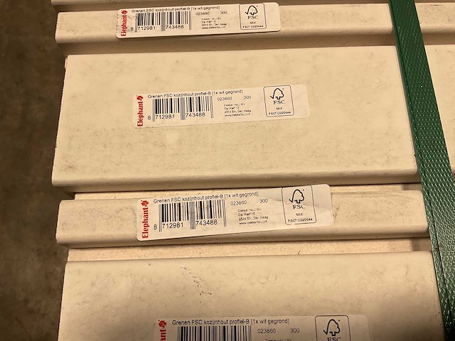 Grenen kozijnprofiel b wit gegrond 300x11x6,6 cm (50x) - afbeelding 7 van  8