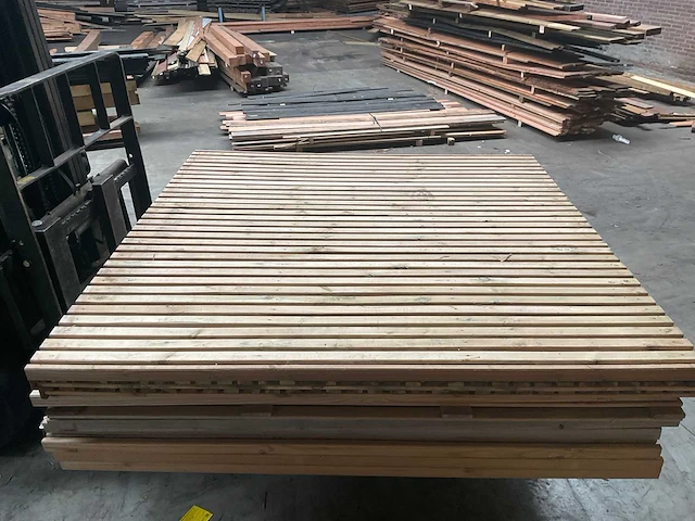 Grenen latten tuinscherm "lux" - 180x180 cm (9x) - afbeelding 3 van  3