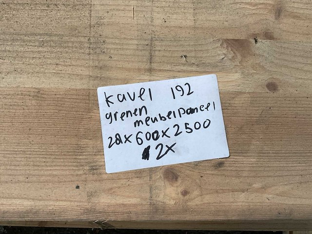 Grenen meubelpaneel 28x600x2500 mm (2x) - afbeelding 3 van  3