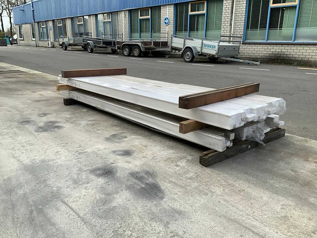 Grenen opdek kozijn 231,5x9x5,6 cm (10x) - afbeelding 1 van  10