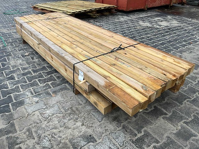 Grenen paal 9x9 cm (30x) - afbeelding 1 van  6