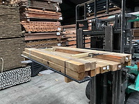 Grenen paal geschaafd - 180x6,8x6,8 cm (17x) - afbeelding 1 van  12