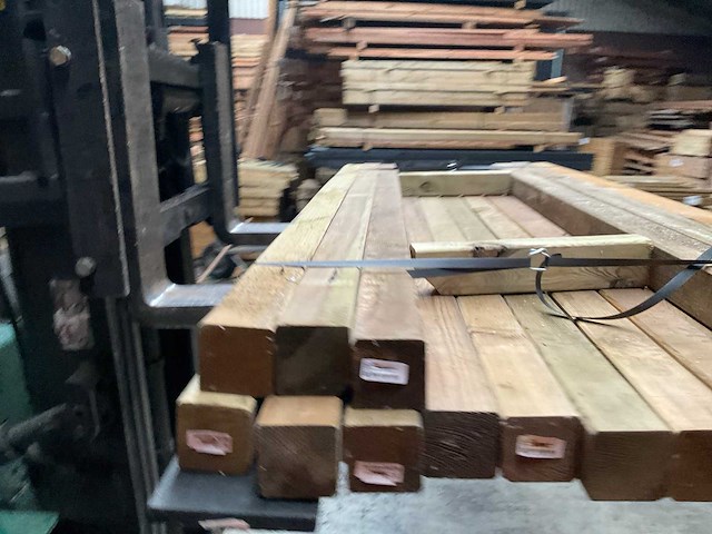 Grenen paal geschaafd - 180x6,8x6,8 cm (17x) - afbeelding 11 van  12