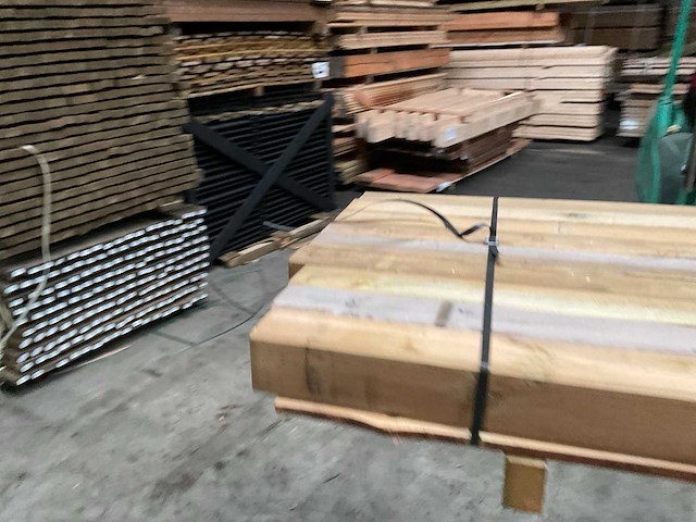 Grenen paal geschaafd - 240x8,8x8,8 cm (9x) - afbeelding 4 van  8