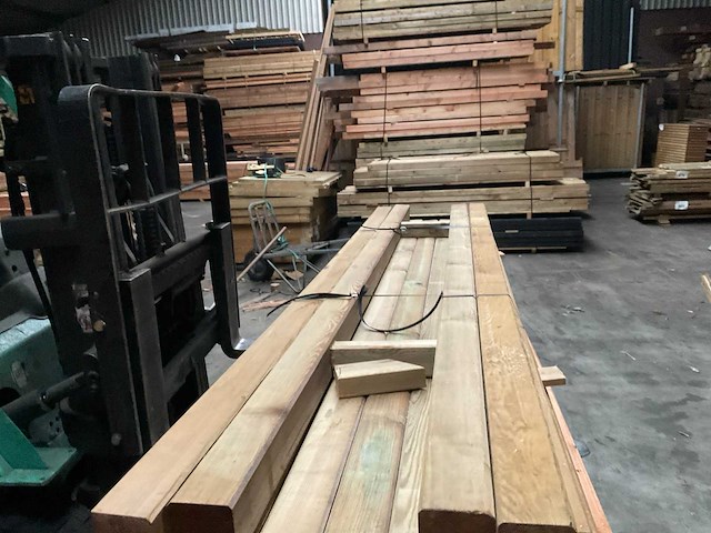 Grenen paal geschaafd/geïmpregneerd - 270x8,8x8,8 cm (32x) - afbeelding 5 van  6