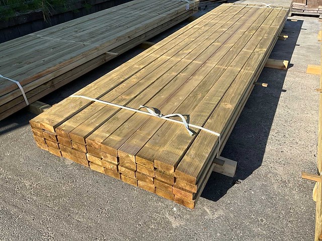 Grenen regels 3600x40x90 mm (40x) - afbeelding 1 van  4