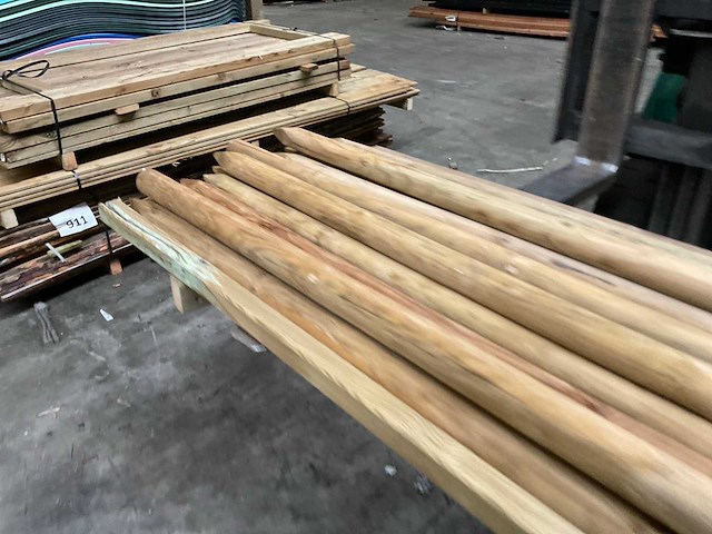 Grenen ronde paal geïmpregneerd/gepunt - 200x6x6 cm (15x) - afbeelding 3 van  9