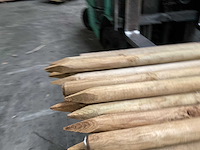 Grenen ronde paal geïmpregneerd/gepunt - 200x6x6 cm (15x) - afbeelding 5 van  9