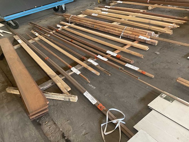 Grenen ronde stok diameter 14 mm (6x) - afbeelding 1 van  15