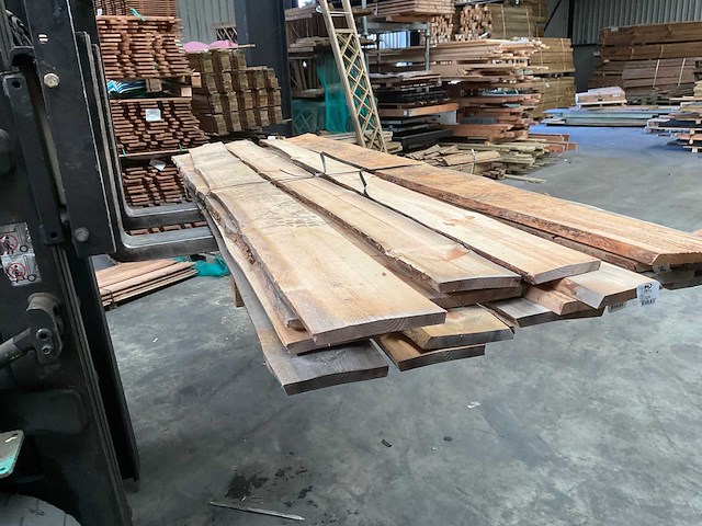 Grenen schaaldeel - 240x20x2 cm (19x) - afbeelding 1 van  4