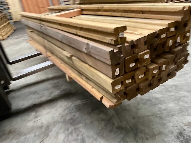 Grenen schuttingppaal geïmpregneerd - 270x8,8x8,8 cm (43x) - afbeelding 8 van  10