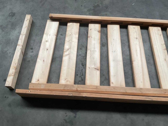 Grenen terrashekwerk geïmpregneerd - 275x4x80 cm (4x) - afbeelding 5 van  9
