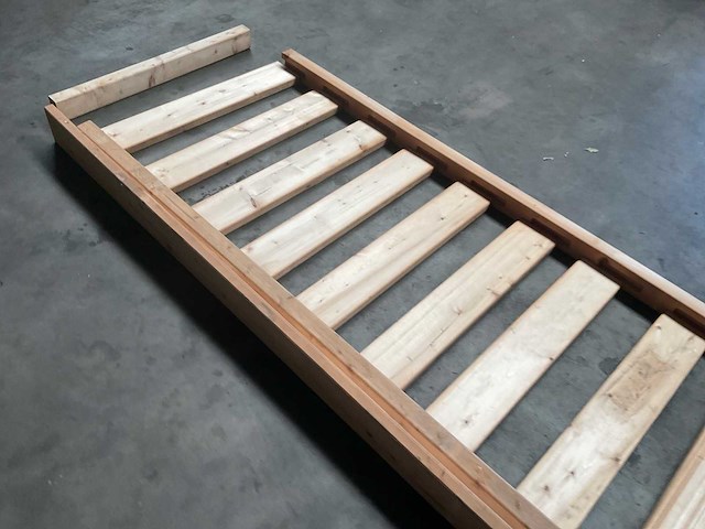 Grenen terrashekwerk geïmpregneerd - 275x4x80 cm (4x) - afbeelding 3 van  9