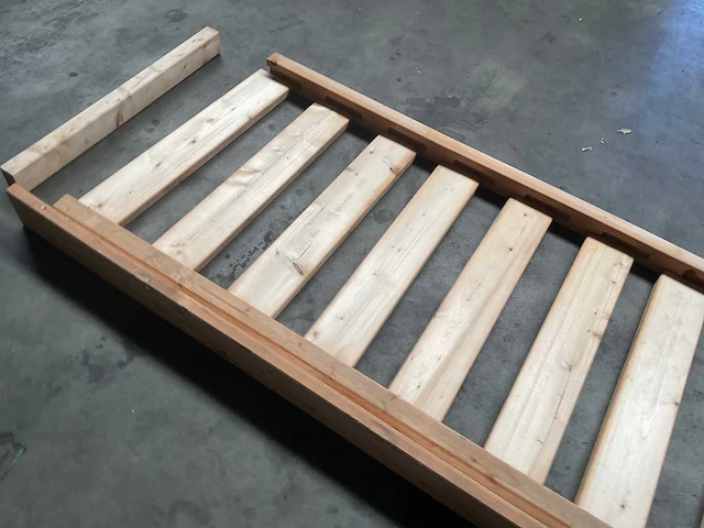 Grenen terrashekwerk geïmpregneerd - 275x4x80 cm (4x) - afbeelding 4 van  9