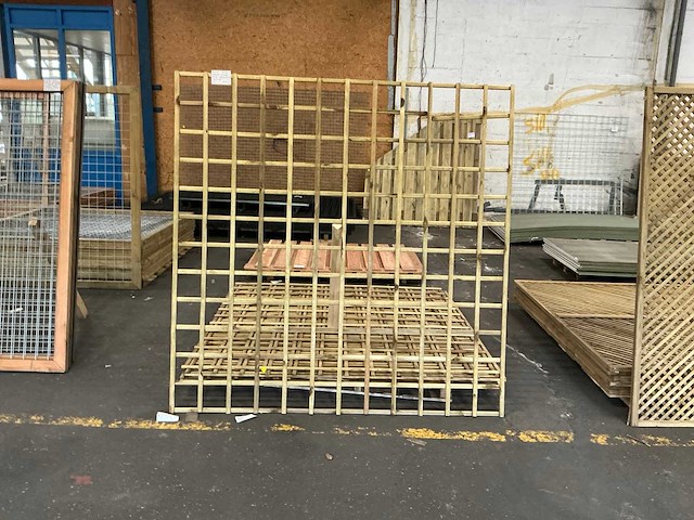 Grenen trellis recht horizontaal hek 180x180 cm (4x) - afbeelding 2 van  7